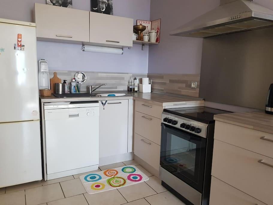 Appartement Rdc Avec Terrasse Epinac-les-Mines Ngoại thất bức ảnh